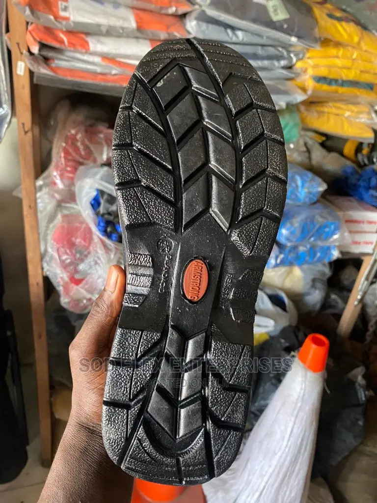 Armstrong Safety Shoe