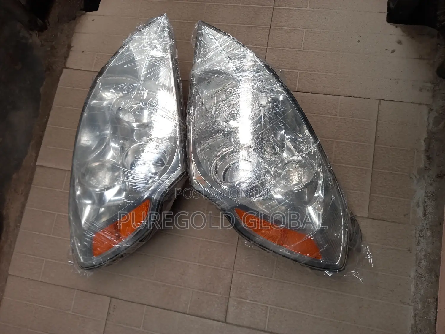 Headlamp for Hyundai Entourage 2008 Model