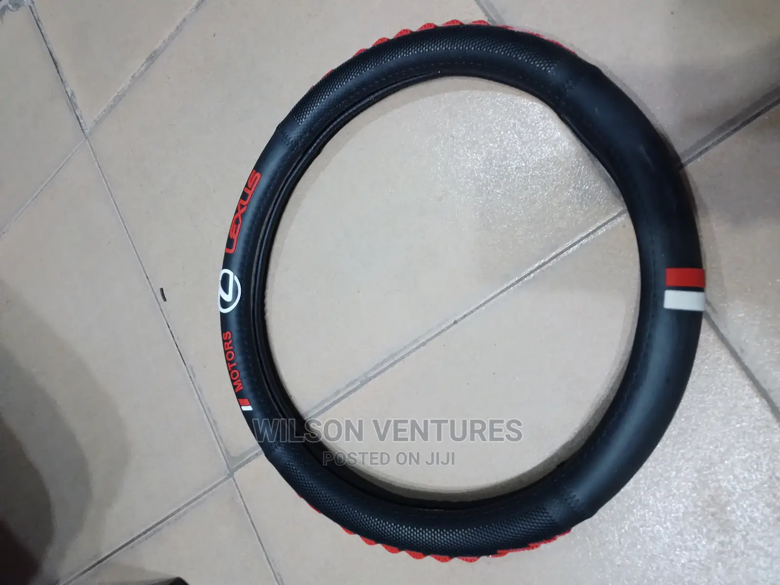 Costumize Lexus Steering Wheel Cover