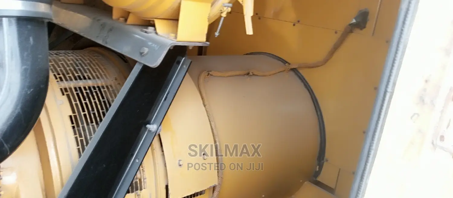 Almost New 1000kva Caterpillar Soundproof Generator