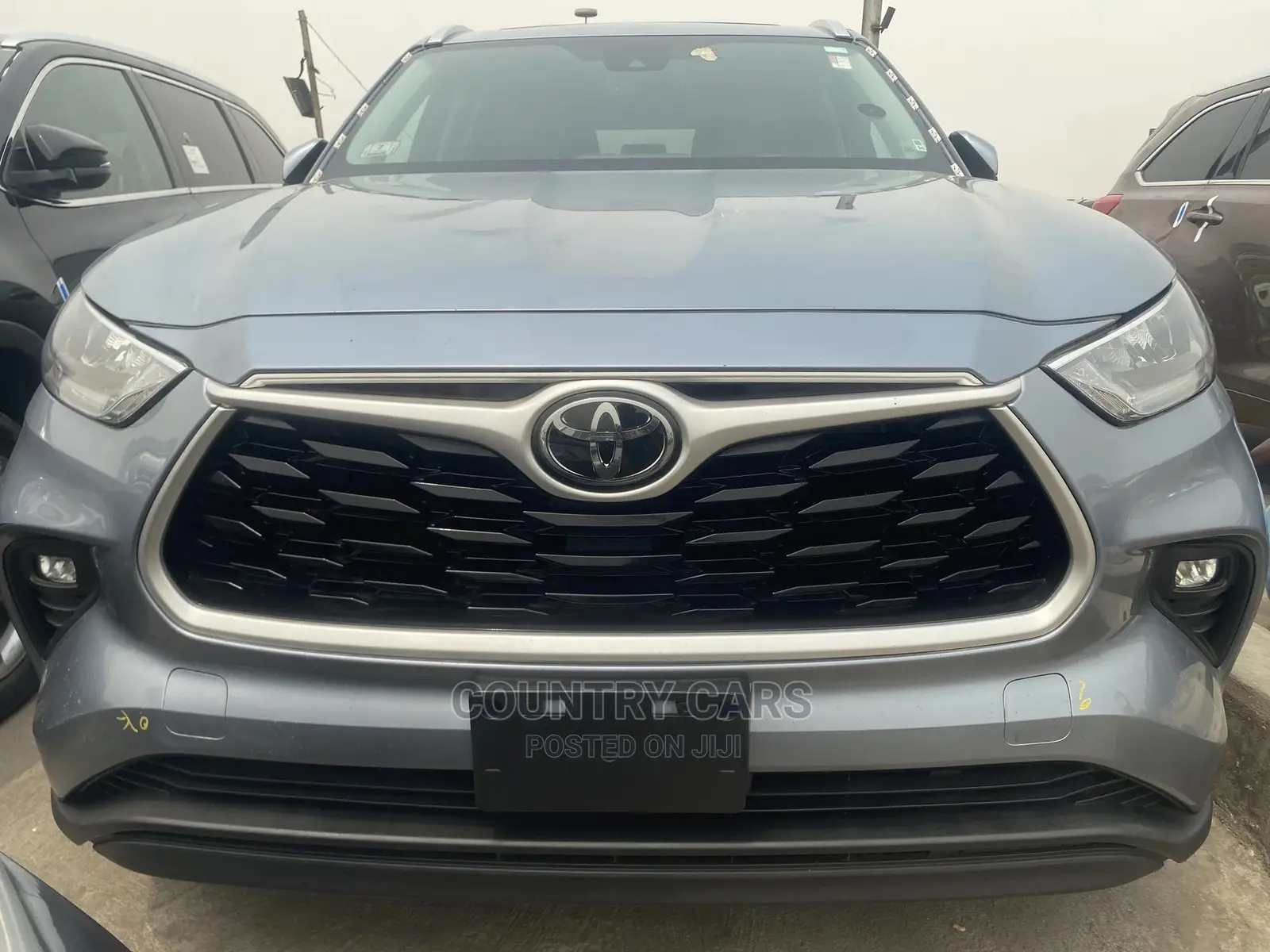 Toyota Highlander XLE AWD 2020 Blue