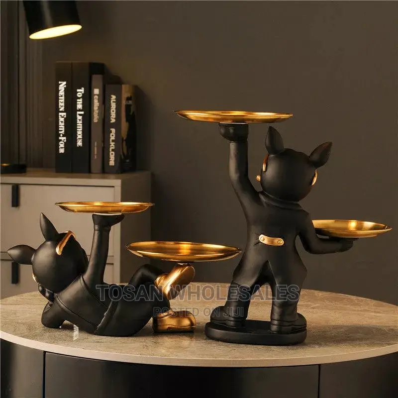 Bulldog Statue Deco With Metal Tray