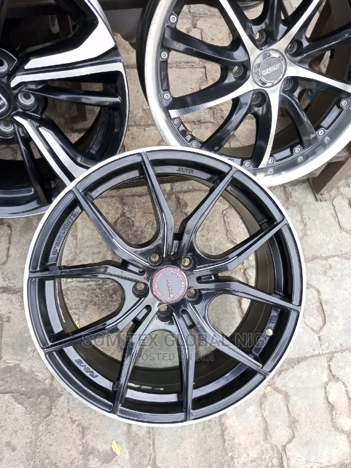 17inch Alloyed Rim Corolla!