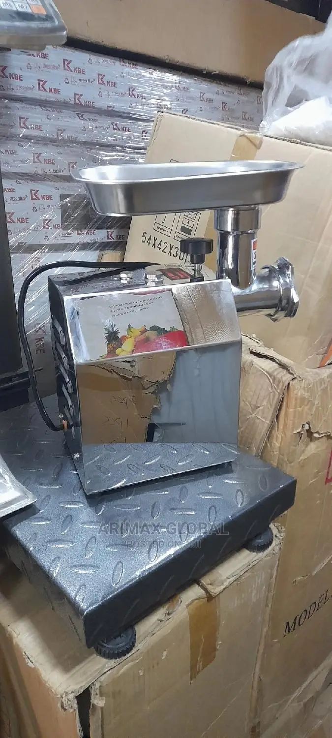 Meat Mincer/Grinder Size 8"