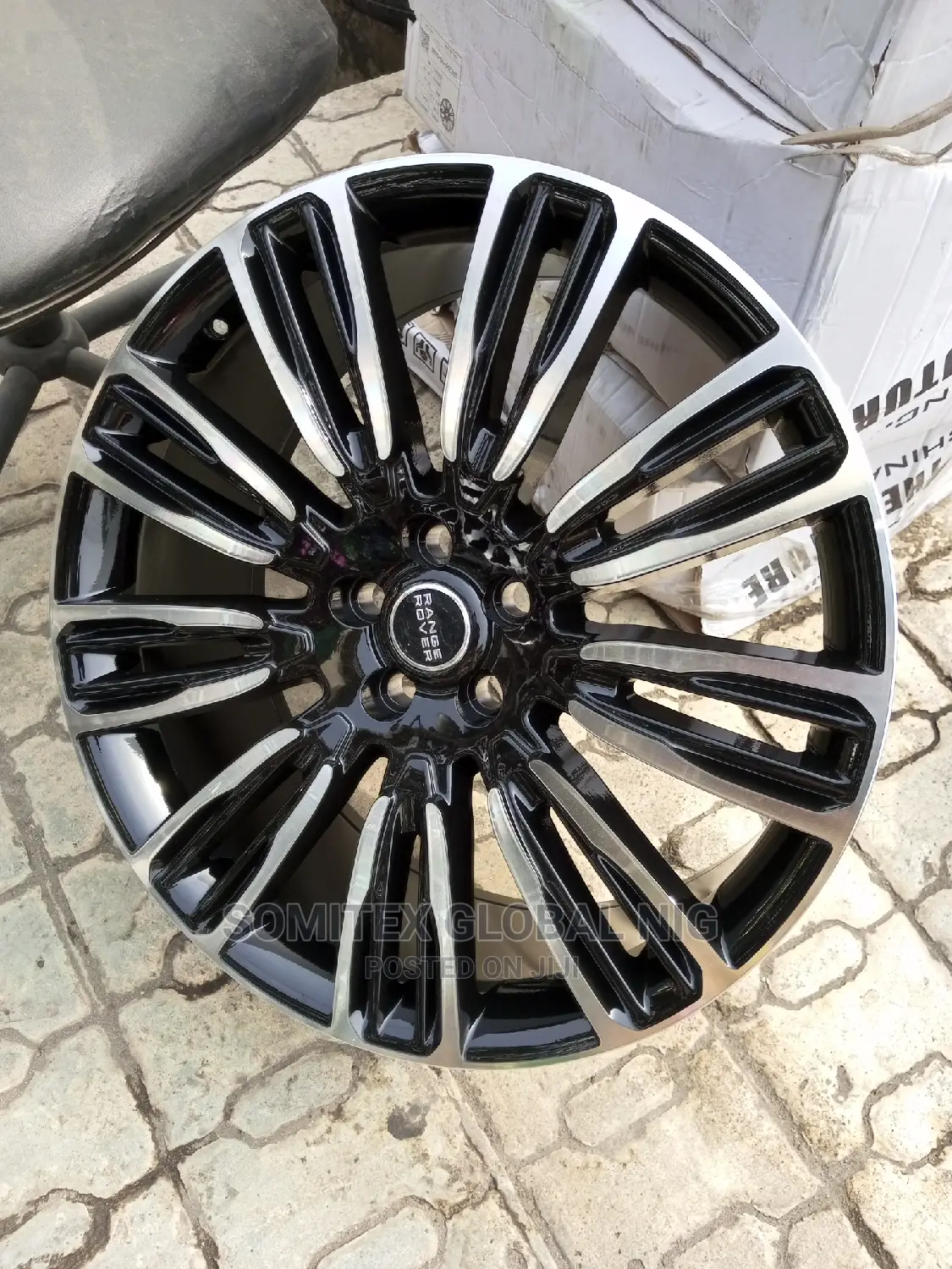 22inch Alloyed Rim Range Rover!
