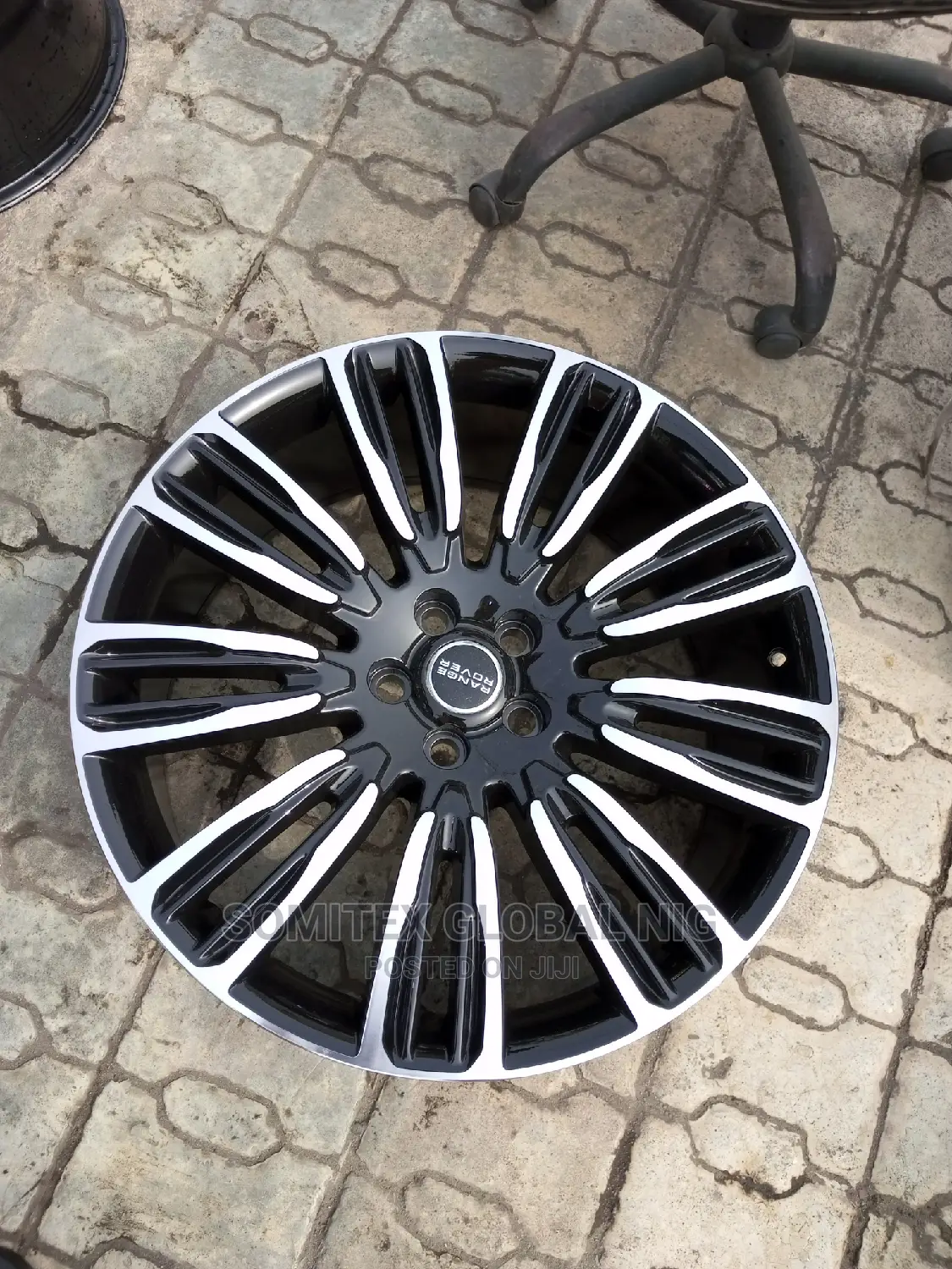 22inch Alloyed Rim Range Rover!