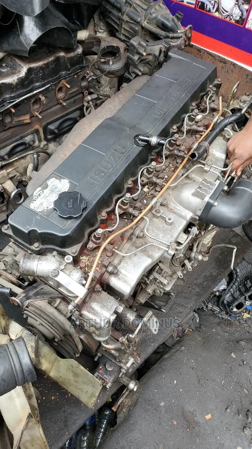 Isuzu Forward 6hh1 Diesel Engine