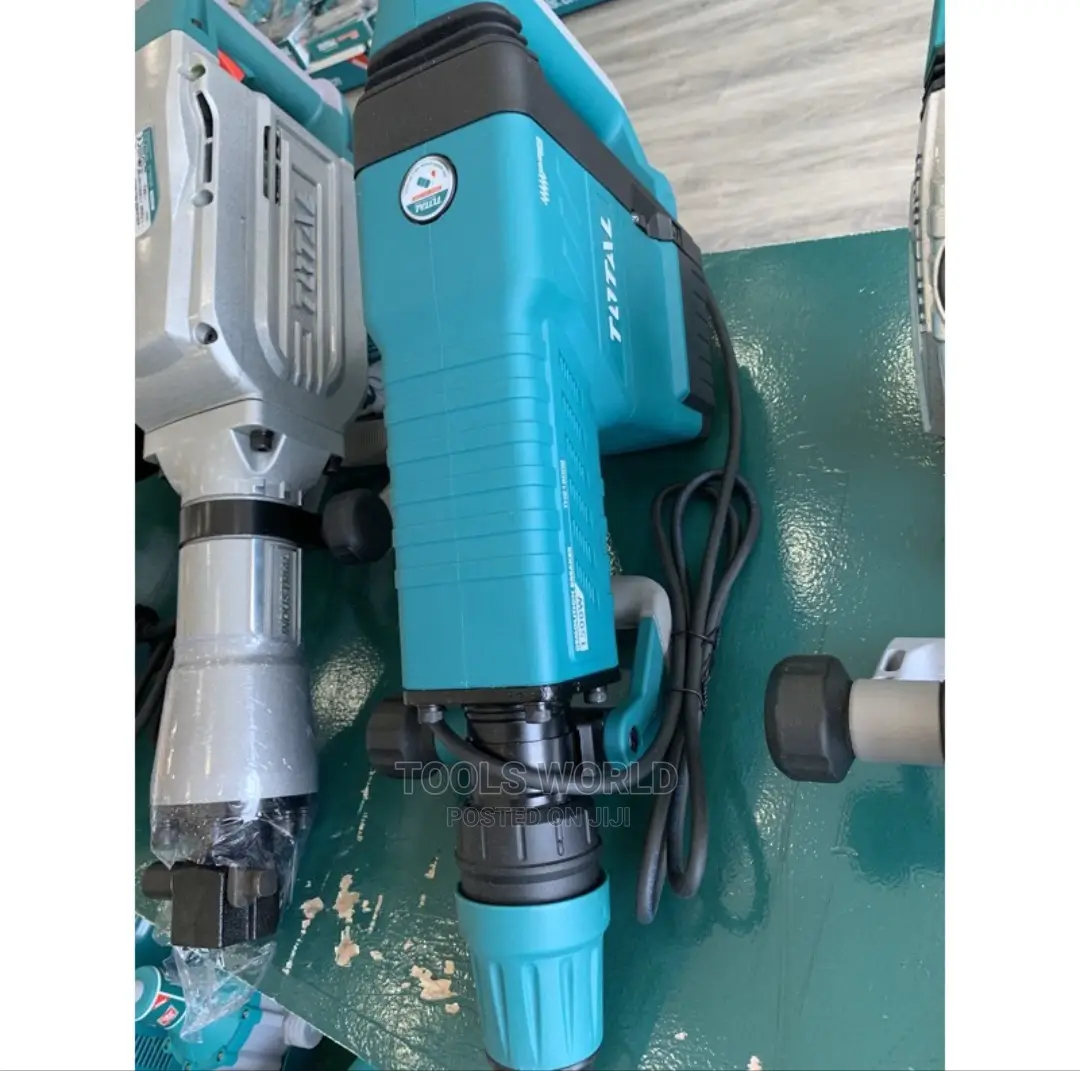 Total Tools Demolition Breaker 1500W Th215002