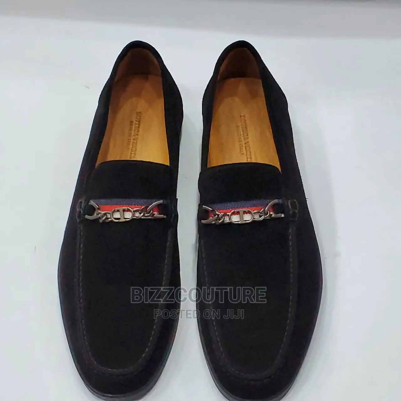 Original Italian BOTTEGA VENETA Shoes Available in Store