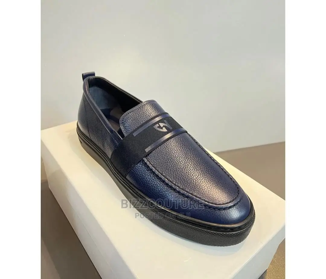 Original ITALIAN FLAT SOLO Shoes Available in Store