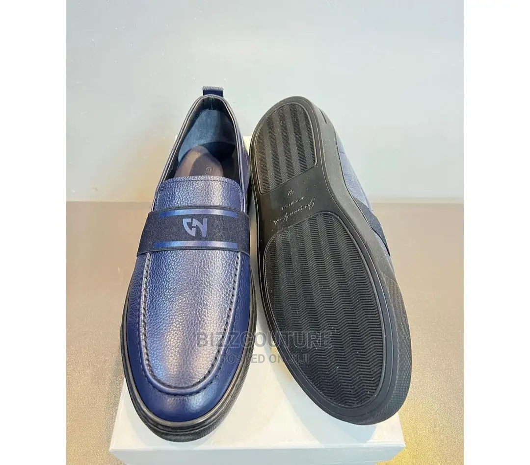 Original ITALIAN FLAT SOLO Shoes Available in Store