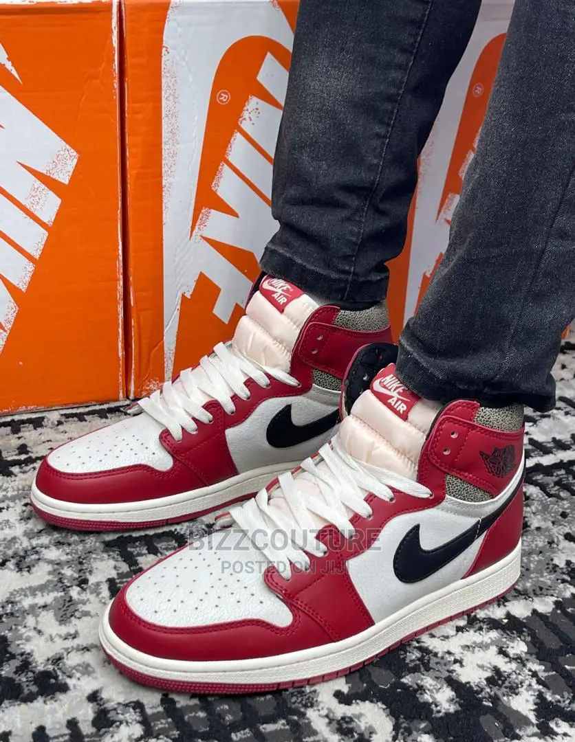 Original AIR JORDAN 1 Retro High Available in Store