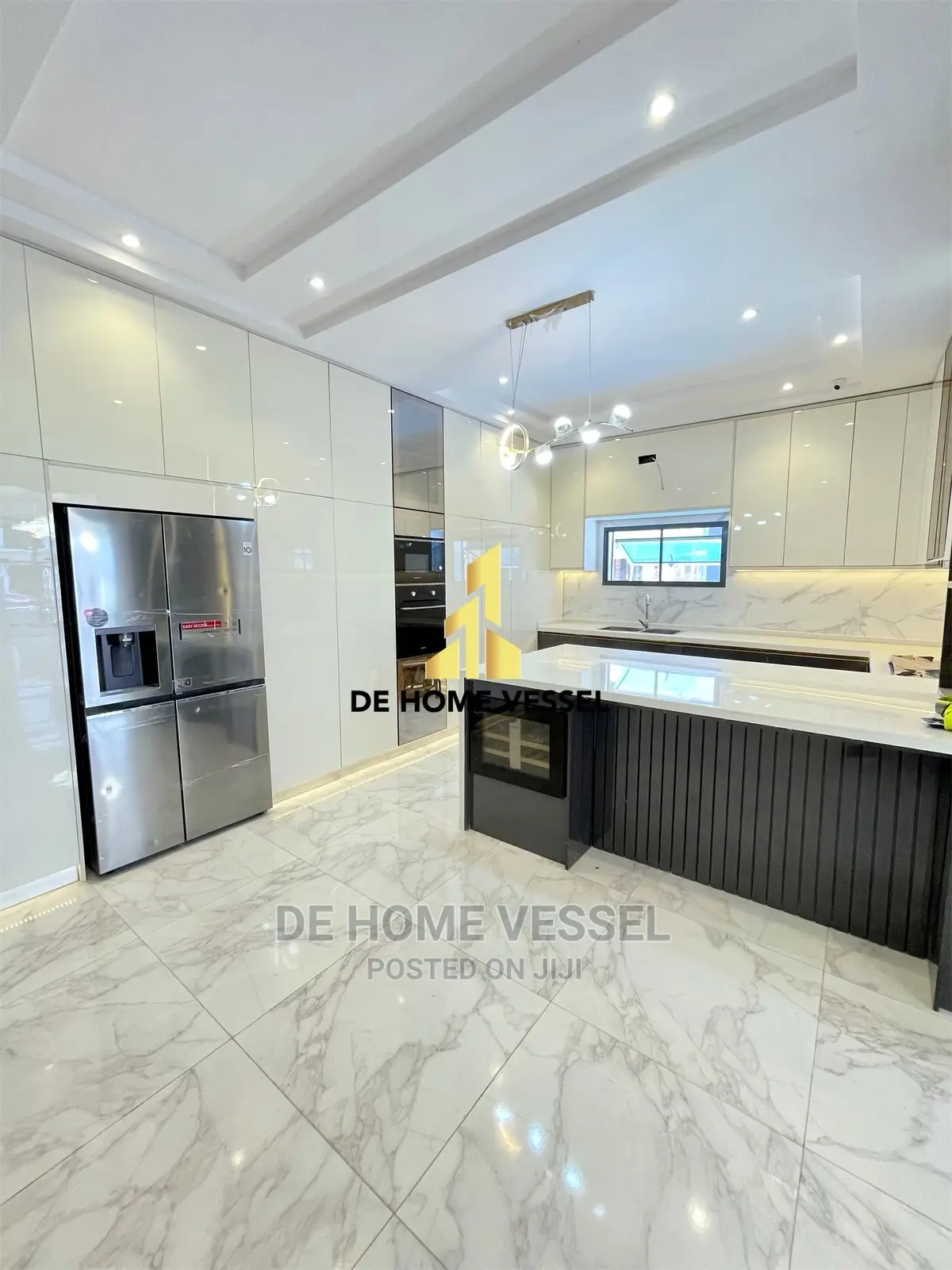 5bdrm Duplex in Osapa London for Sale