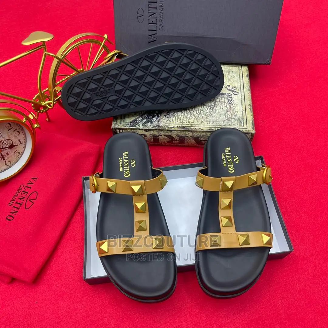 Original VALENTINO Men Studded Slippers Available in Store