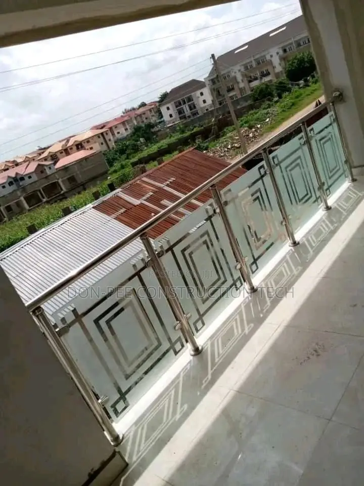 Glass Rails 001