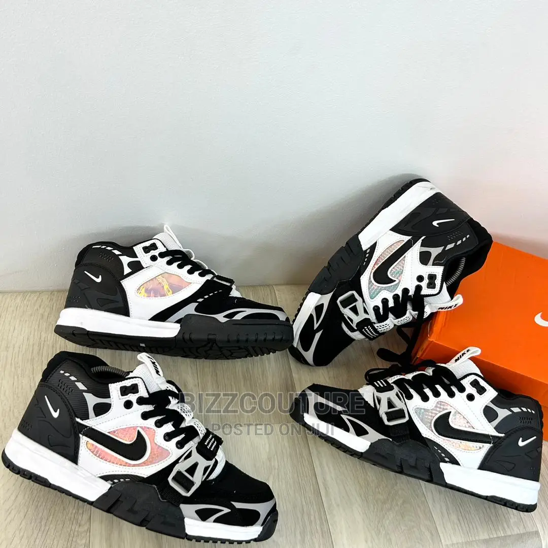 Original NIKE AIR TRAINERSP Sneakers Available in Store