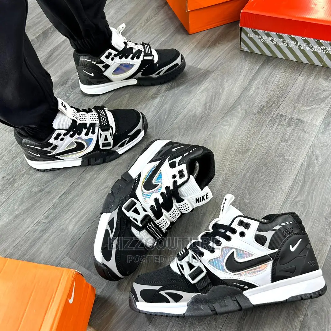 Original NIKE AIR TRAINERSP Sneakers Available in Store