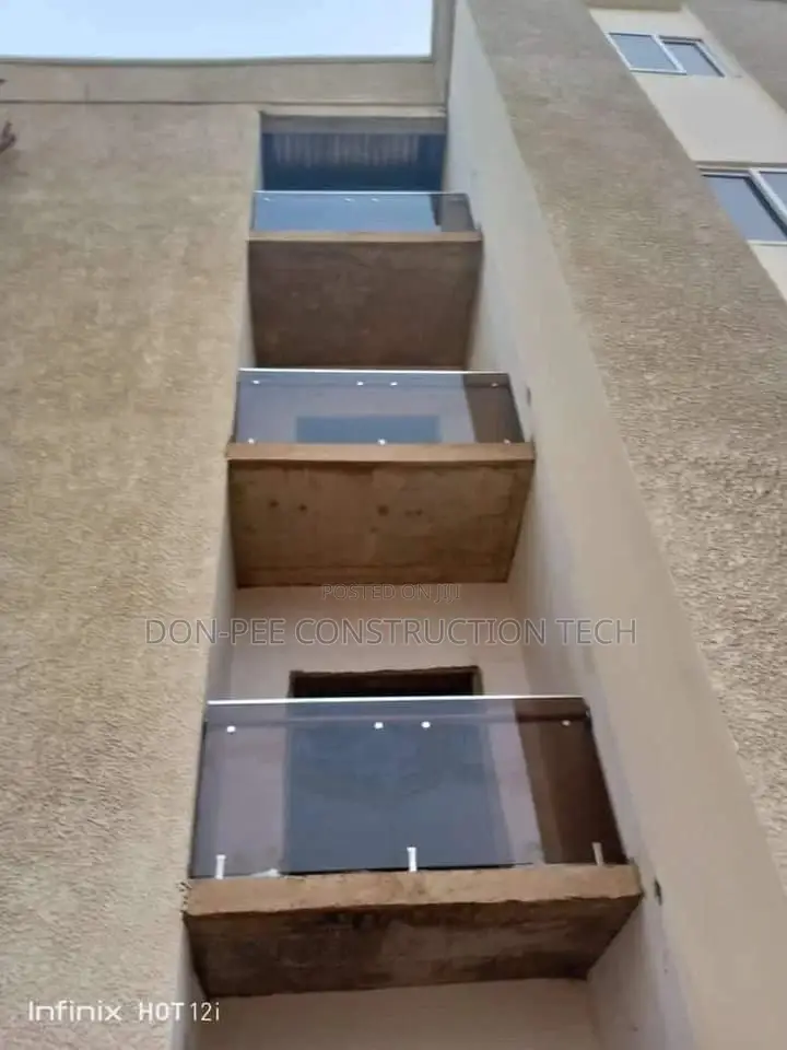Frameless Glass Railing