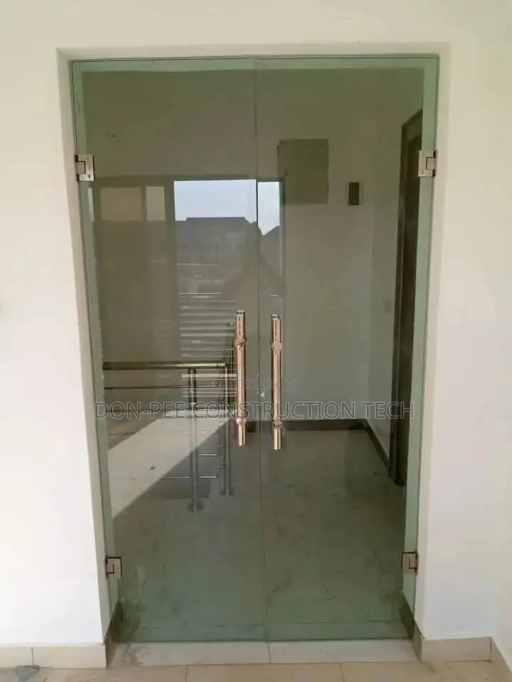 Frameless Glass Work 007