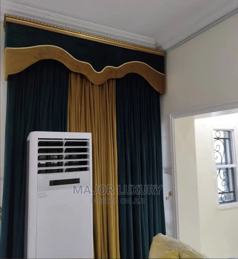 Higher Quality Turkey Curtains With Board