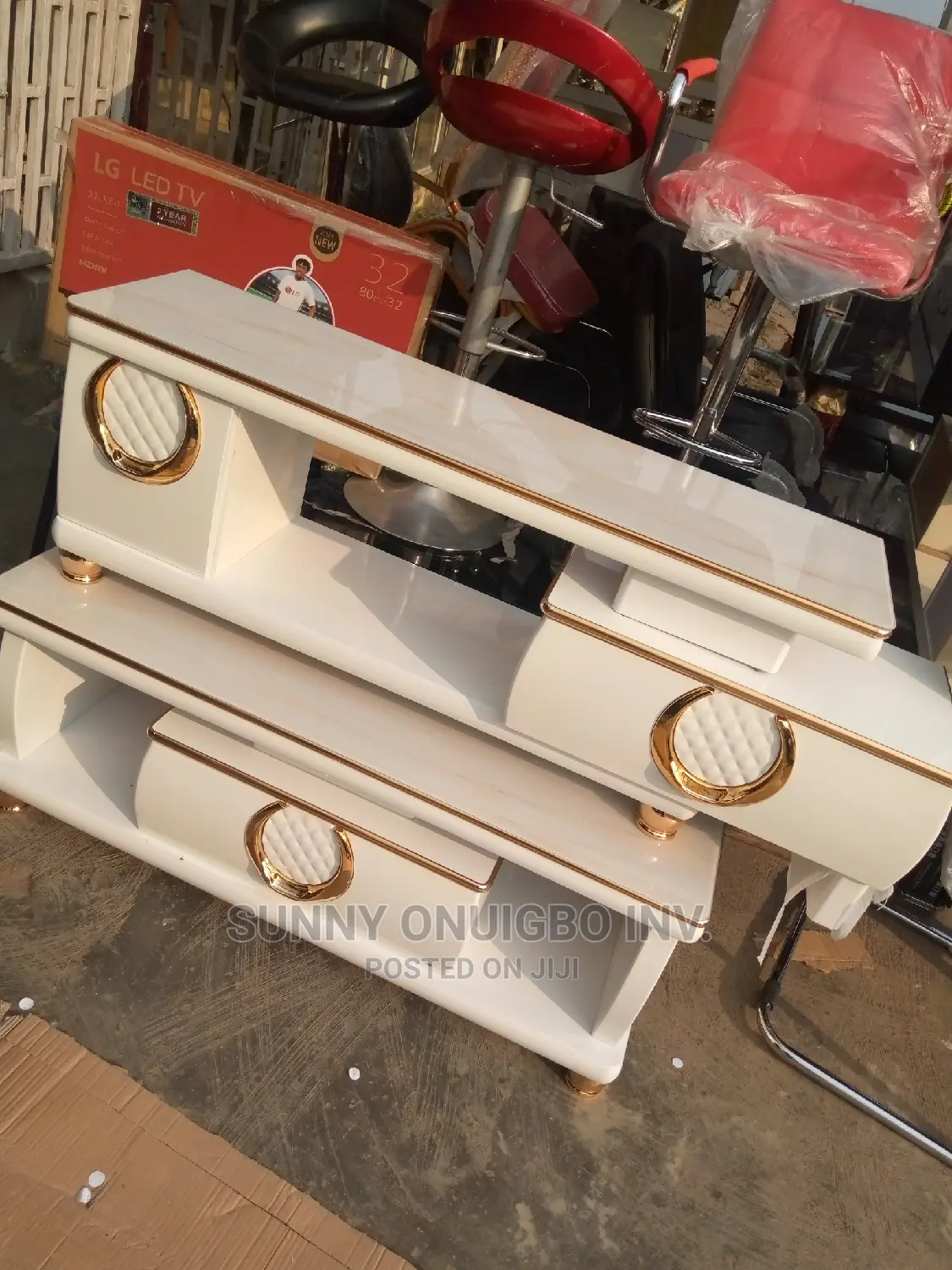 Center Table and Tv Stand Set.