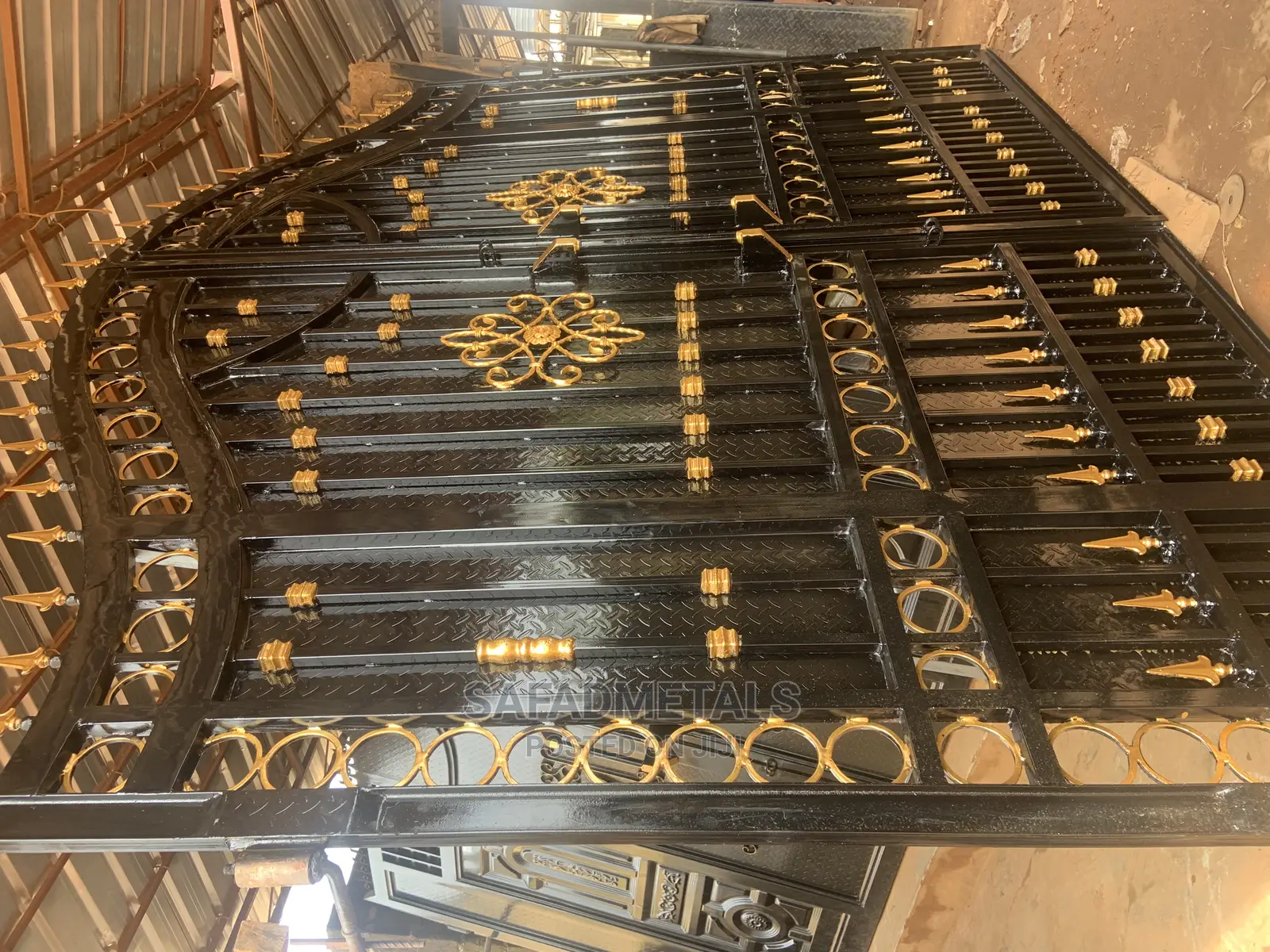 Checker Plate With Foreign Plate 12ft Gate
