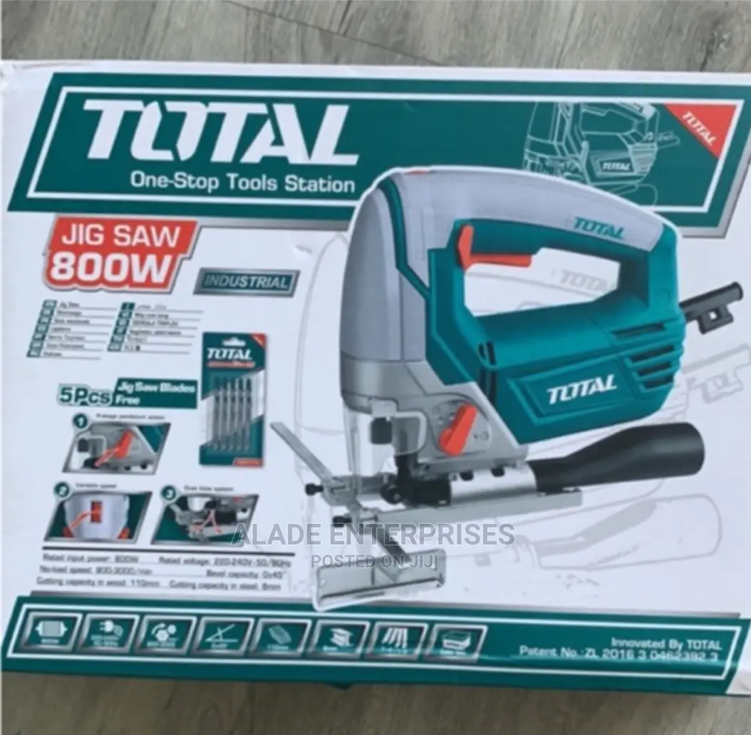 Total Corded Jig Saw 800W With Accessories