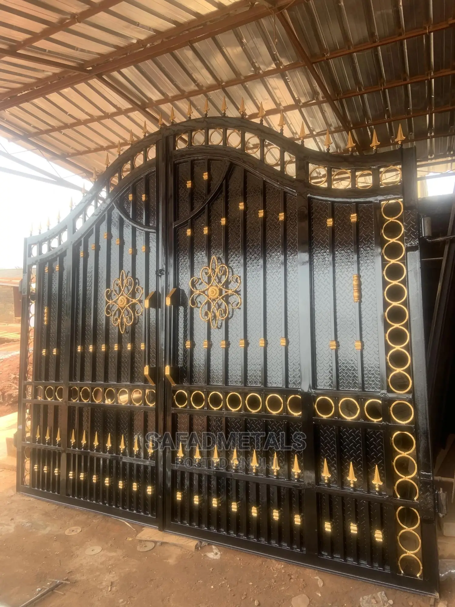 Checker Plate With Foreign Plate 12ft Gate