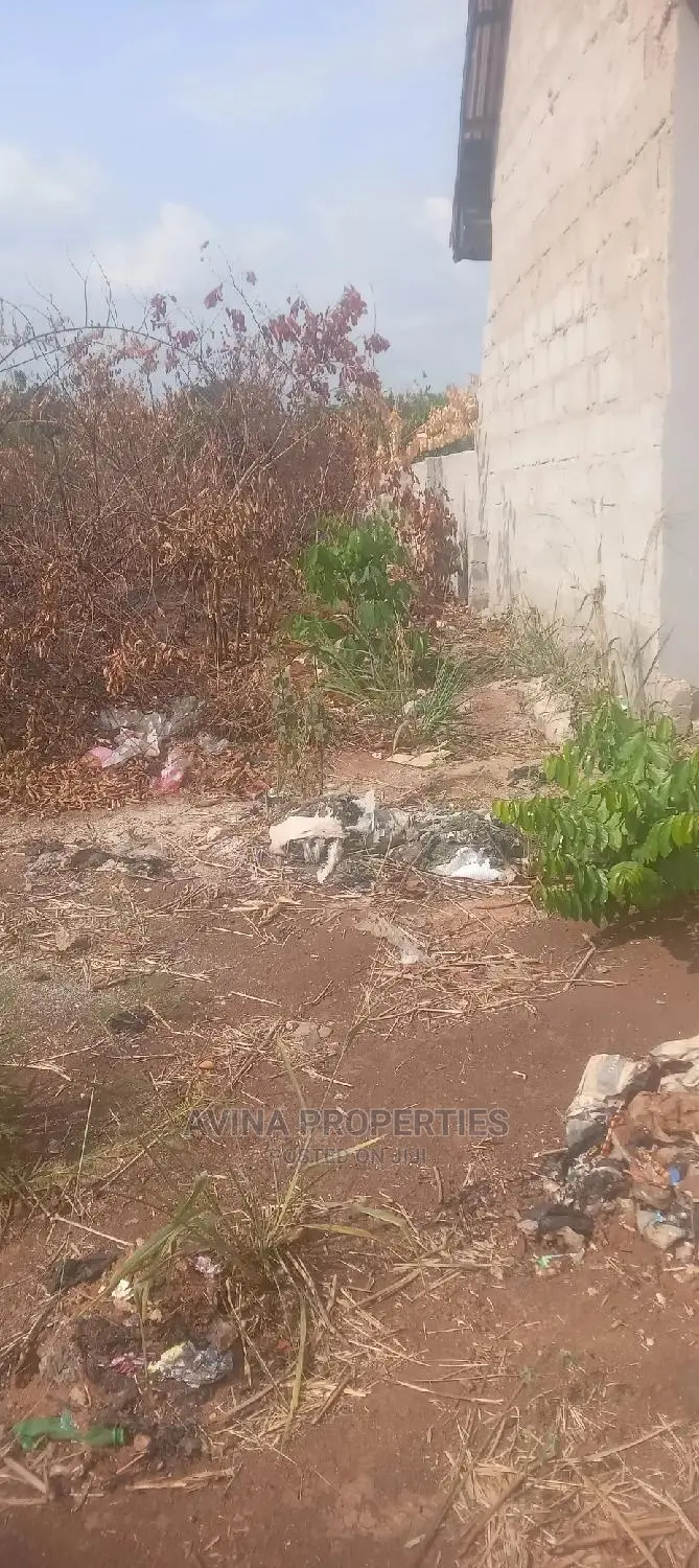 One Plot of Land for Sale at Avinaproperties Eziobodo