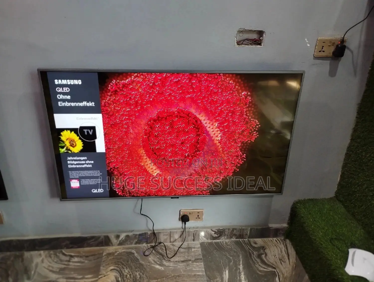 2019 Samsung 55 Inches Q70R Series Qled Smart Uhd TV