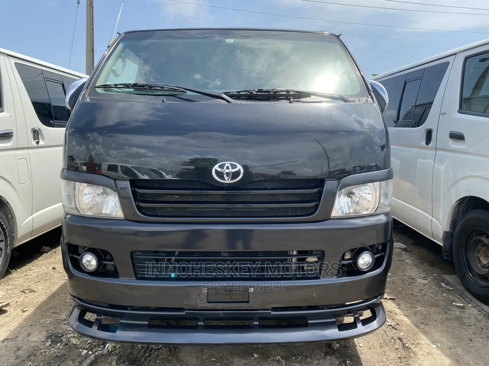 Toyota HiAce 2012 Grey