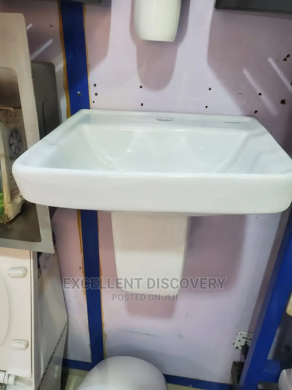 Crystal Hanging Basin