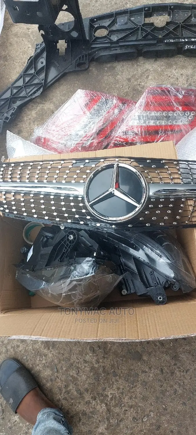 Mercedes-benz C300 2013 Headlights Front Grille