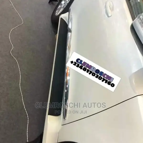 High Quality Certified Brand New Side Steps/Running Boards.