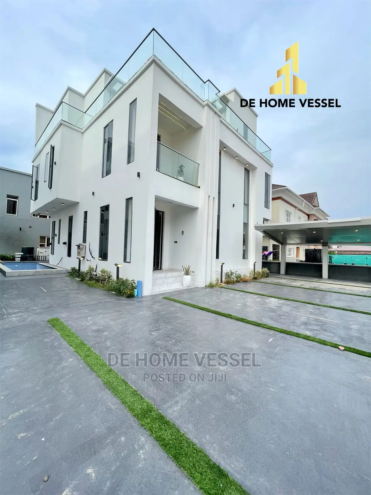 5bdrm Duplex in Osapa London for Sale