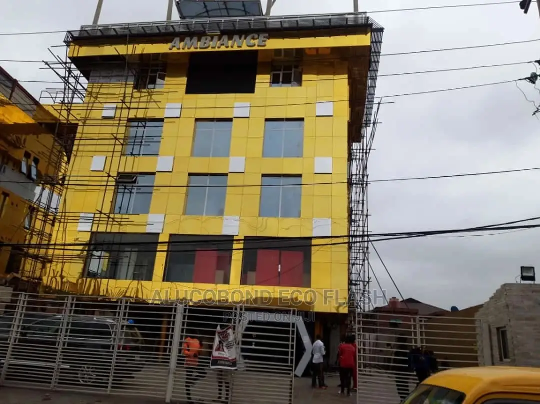 Cladding With Alucobond