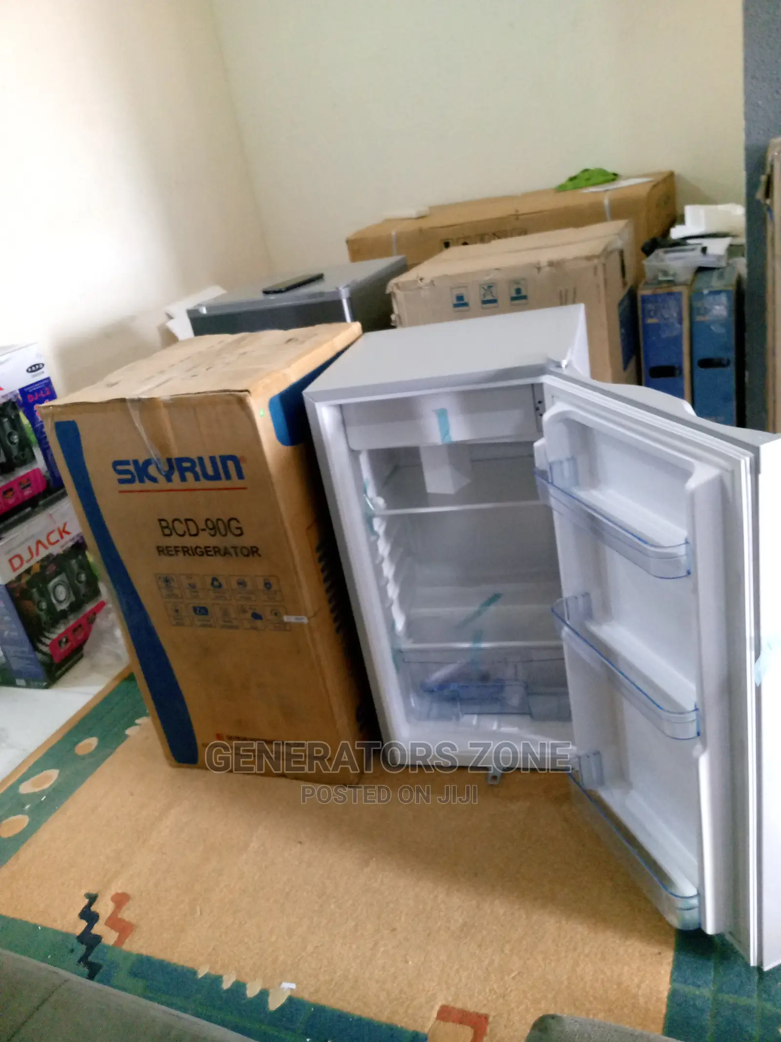 Skyrun Low Noise Refrigerator 90l - Fast Cooling BCD-90g