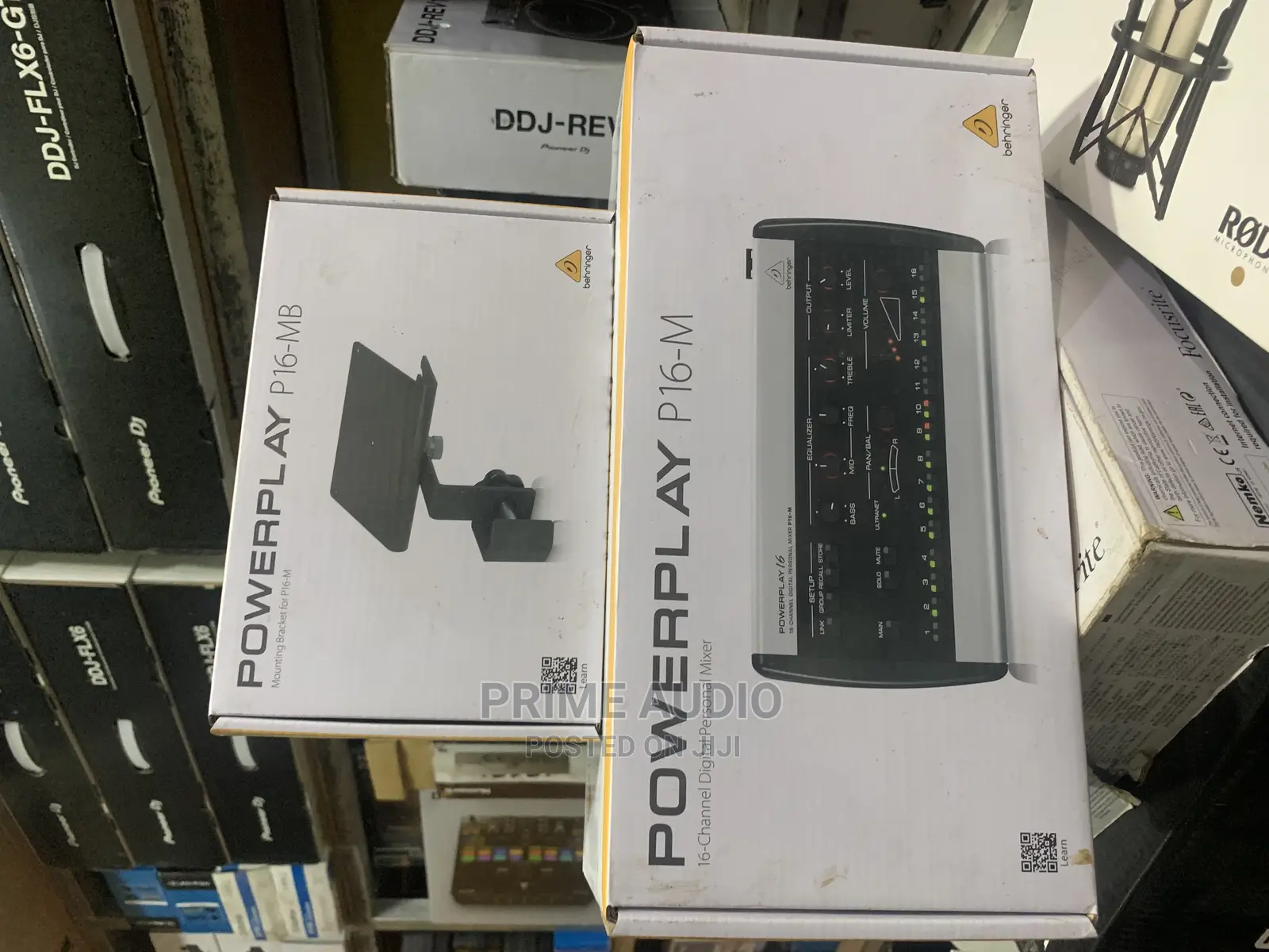 Behringer Powerplay P16hq 16 Channel Digital Personal Mixer