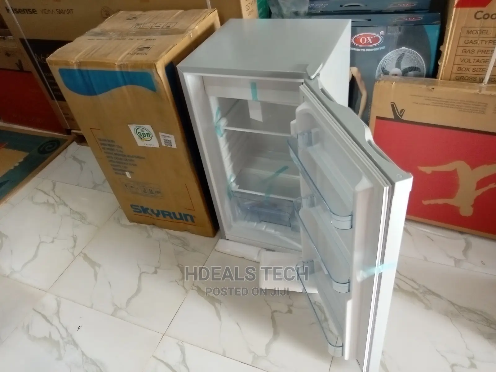 Skyrun Portable Refrigerator [BCD-90G].