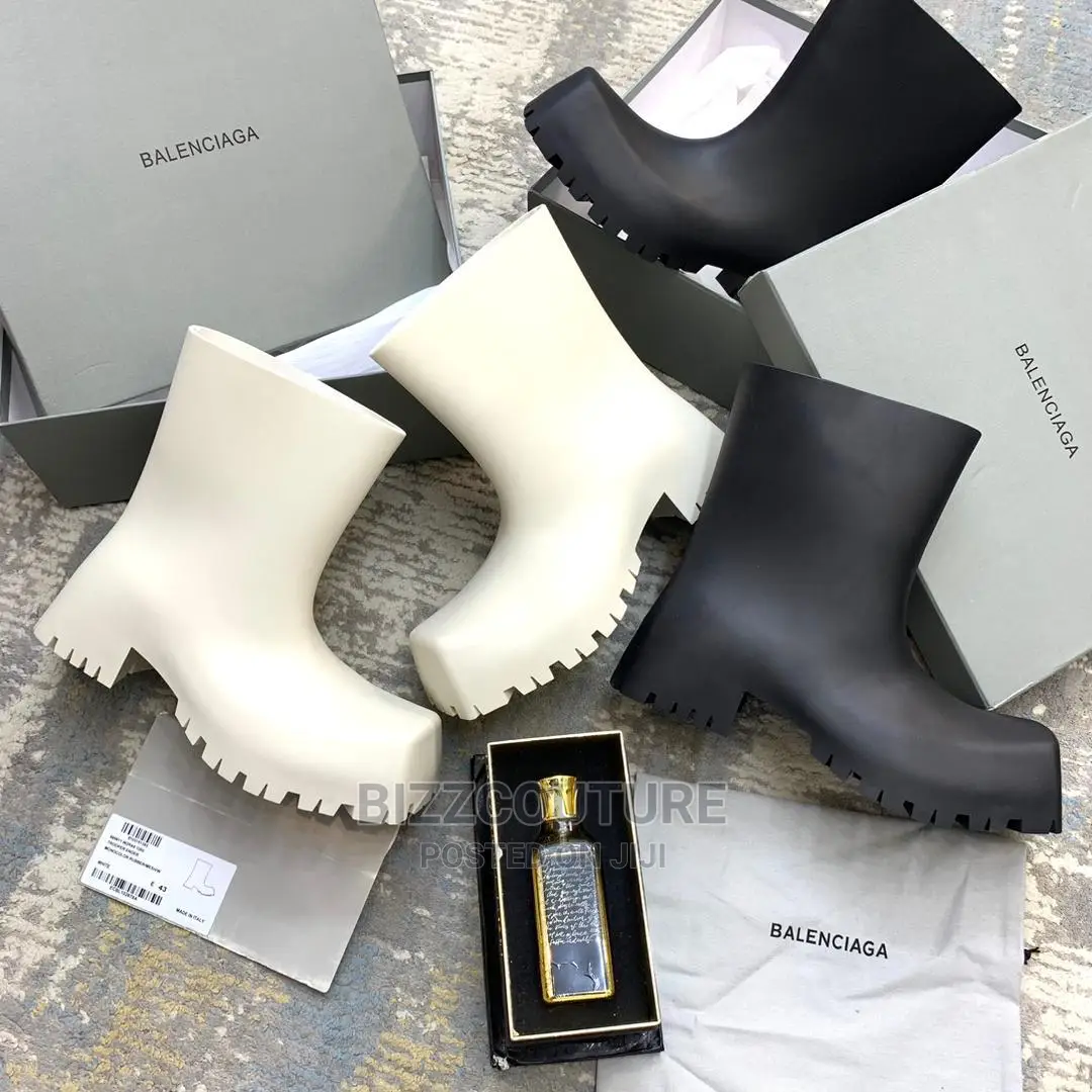 Original BALENCIAGA Troopers Block Heels Available in Store