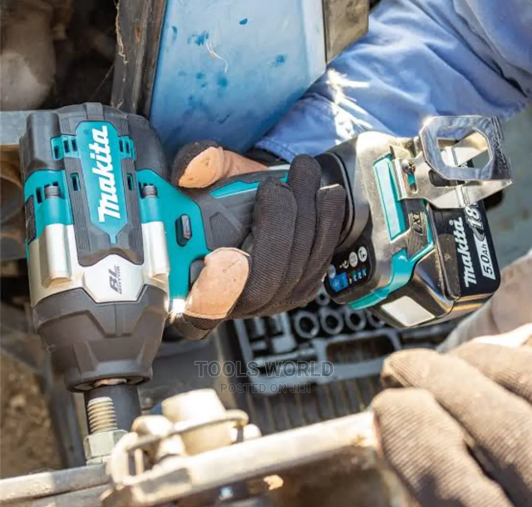 Makita Brushless Cordless Impact Wrench 1/2"