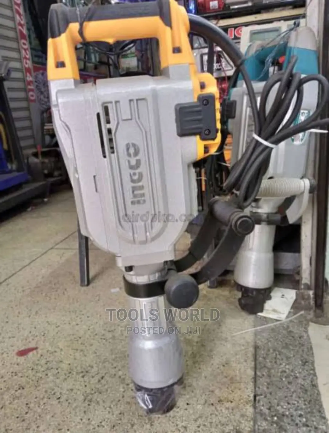Ingco - Demolition Breaker / Hammer 1700W With 2 X Chisels A