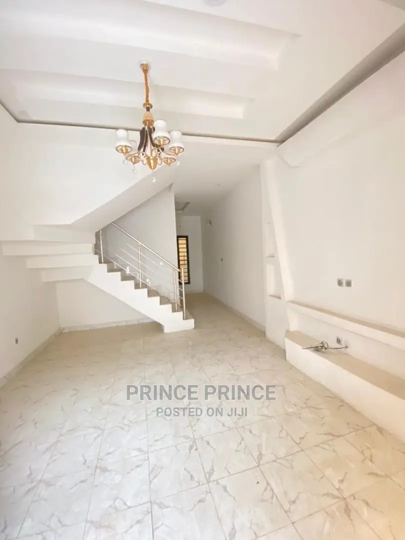 2bdrm Duplex in Lekki for sale