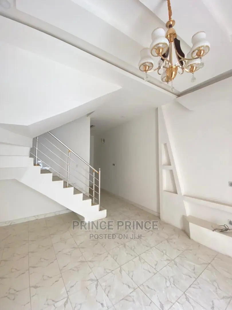 2bdrm Duplex in Lekki for sale