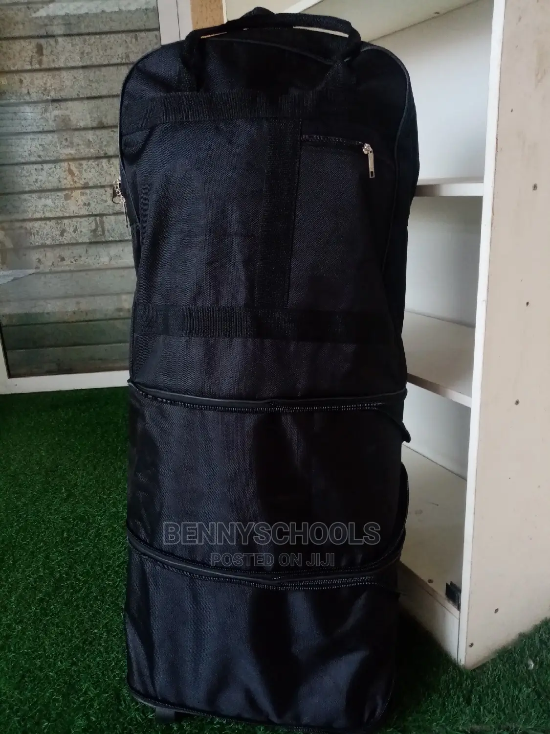 Biggest Jumbo Weightless Expandable Traveling Bag Wit Wheels