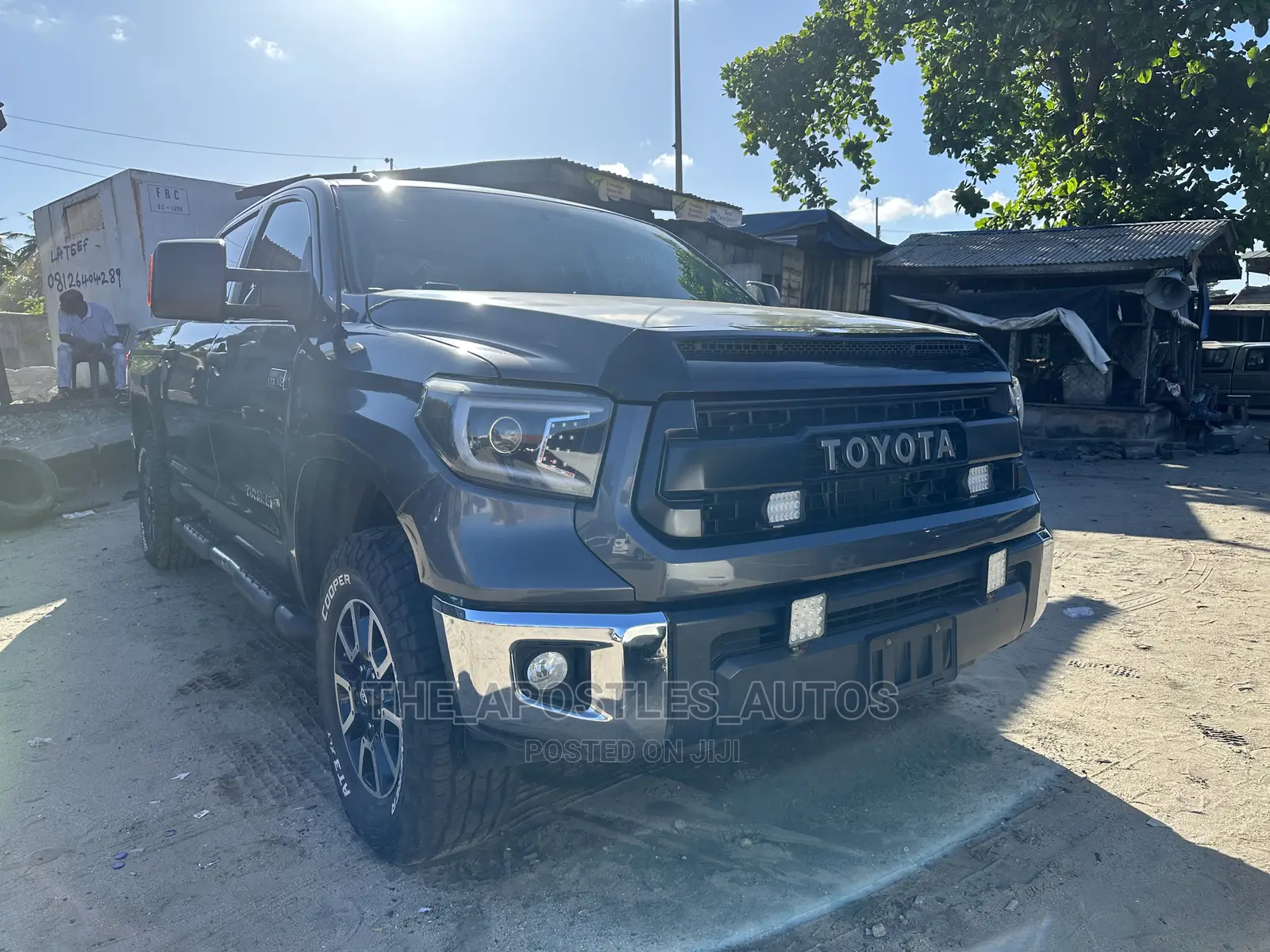 Toyota Tundra 2015 Black