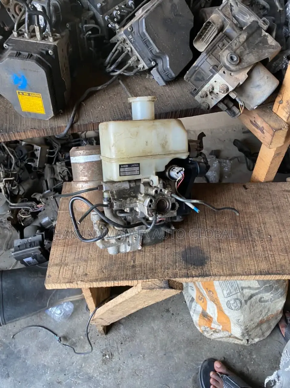 Abs Pump for Mitsubishi Pajero