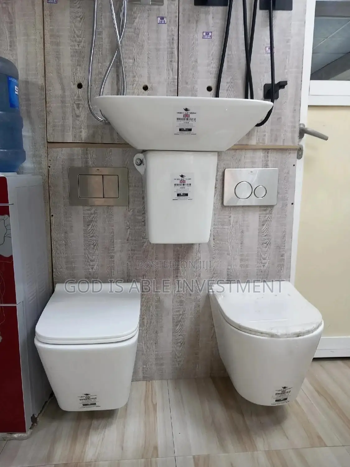 White Luxury Wall Hung Water Closet