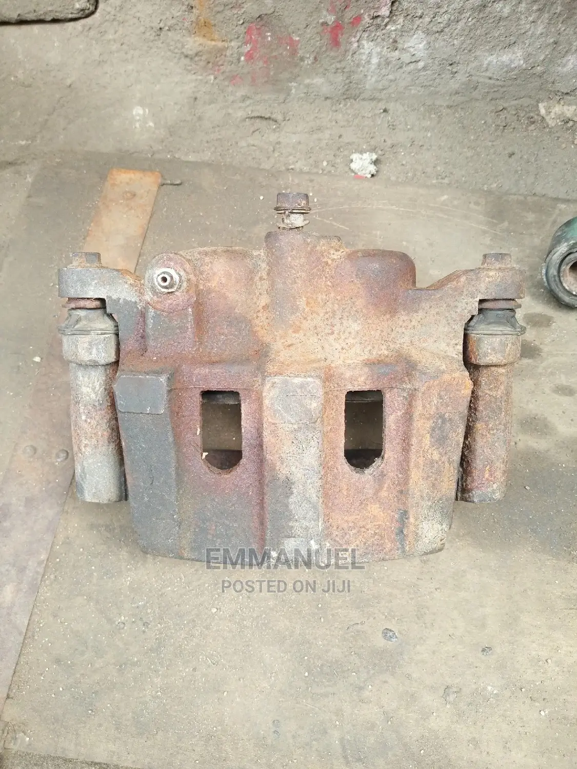 Front and Back Caliper Toyota Venza 2008 , 2017