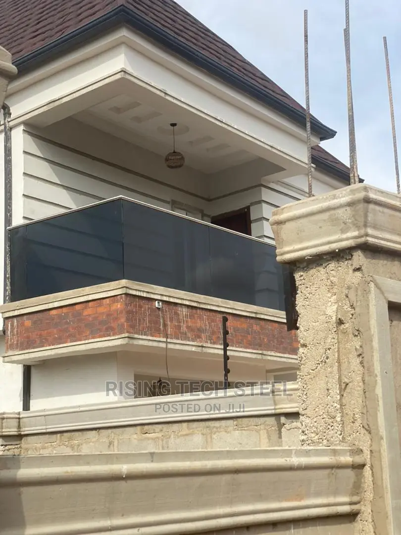 Frame Less Glass at Bega